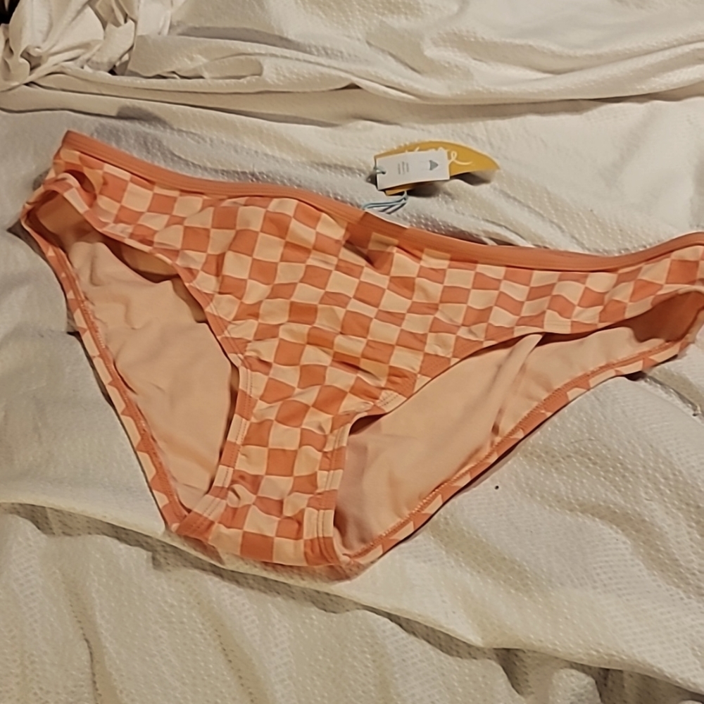 NWT moderate coverage swim bottom bikini sport size xl